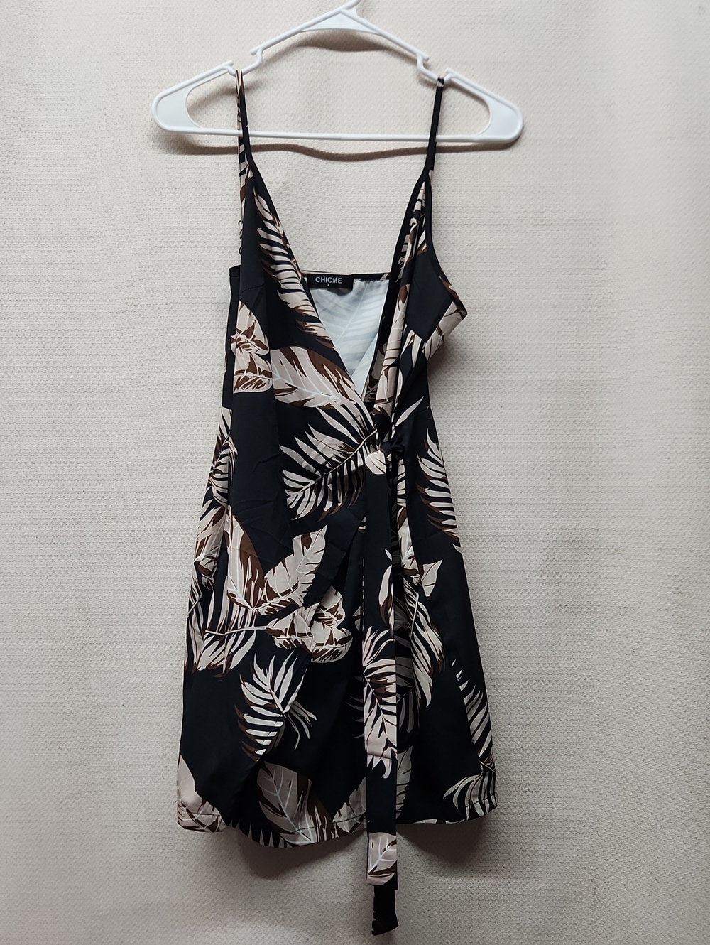 CHICME Black Tropical Leaf Wrap Mini Dress